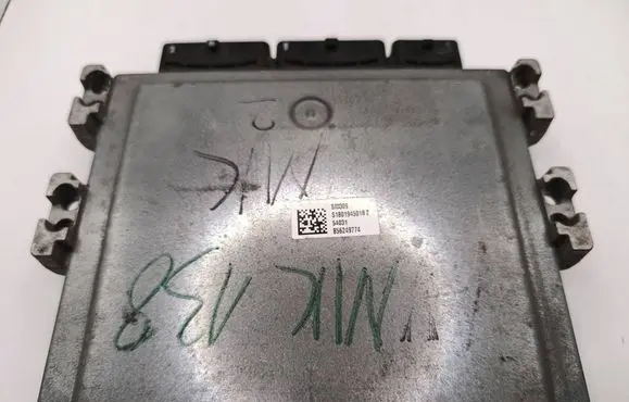 Nissan Pulsar Engine control unit/module 237104EA0C 856249774 S180193104A