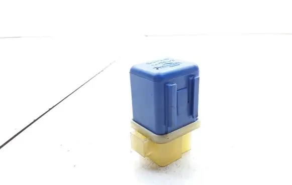 Nissan Sunny Hazard warning light relay 25230C9970 742N