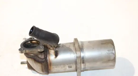Audi A4 S4 B8 8K EGR valve cooler 04L131512A