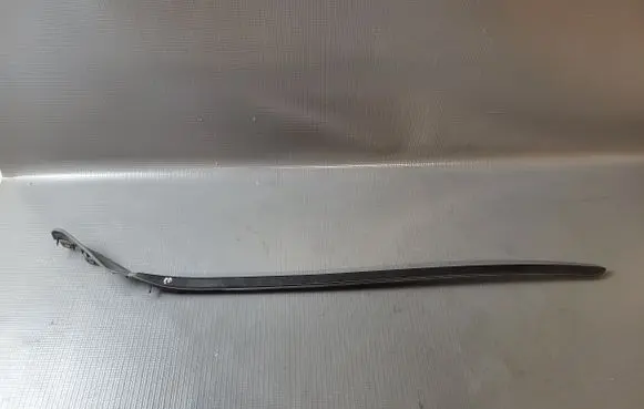 Volvo V90 Cross Country Windshield trim 31386574