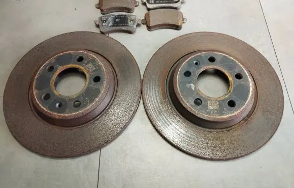 Rear brake disc