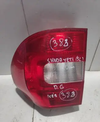Skoda Yeti (5L) Rear/tail lights 5L0945258