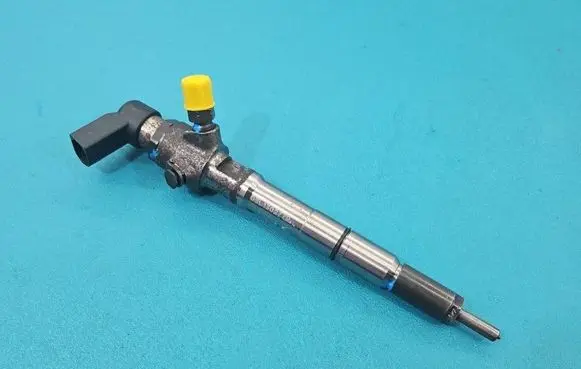 Volkswagen Golf VI Fuel injector 03L130277B IMPRK1551576