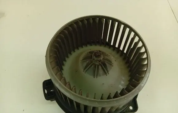 Toyota Corolla E120 E130 Heater fan/blower 0130101601