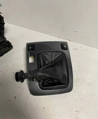 Hyundai Sonata Gear shifter surround trim plastic 846513K220