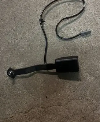 Mazda CX-7 Front seatbelt buckle