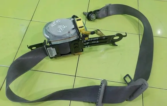 Honda Insight Front seatbelt TKAH3EJ530 BEZPIECZENSTWA