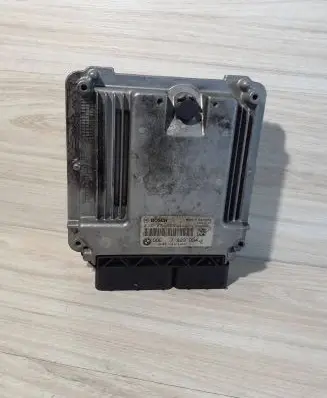 Mini One - Cooper Coupe R56 Engine control unit/module 7823934 0281015233 031742105
