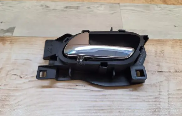 Front door interior handle