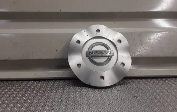 Nissan Murano Z50 Original wheel cap 40315CA100