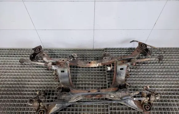 Subaru Forester SJ Rear axle beam 