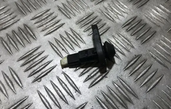 Toyota Avensis T250 Front door sensor 