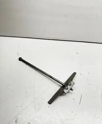 Battery bracket