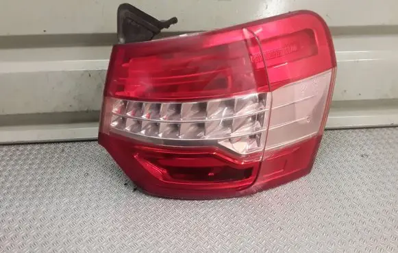 Citroen C5 Rear/tail lights 9681063680