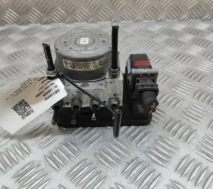 Volkswagen Golf VIII ABS Pump 5WA614517BG 10022023474