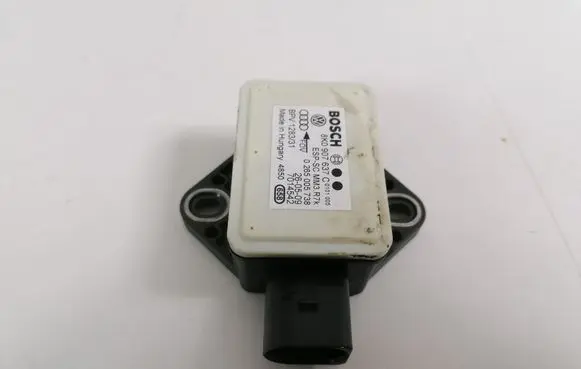 Audi A4 S4 B8 8K ESP acceleration yaw rate sensor 8K0907637C