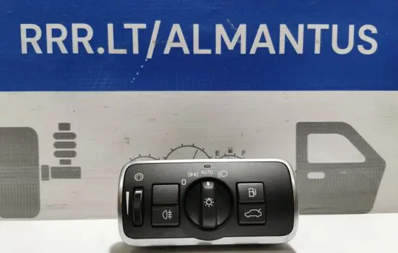 Volvo V60 Light switch 30739448