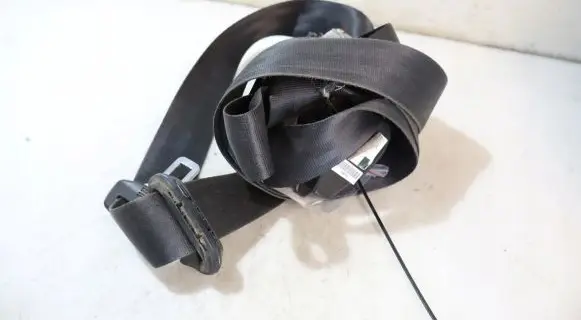 Skoda Octavia Mk2 (1Z) Front seatbelt