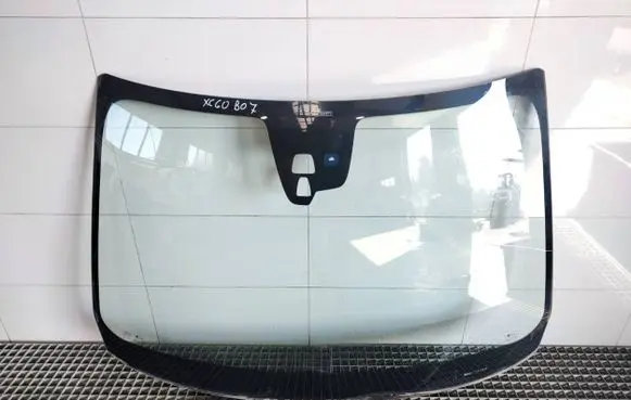 Volvo XC60 Front windscreen/windshield window 