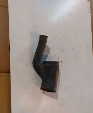 Audi A6 Allroad C5 Turbo air intake inlet pipe/hose 078133241B
