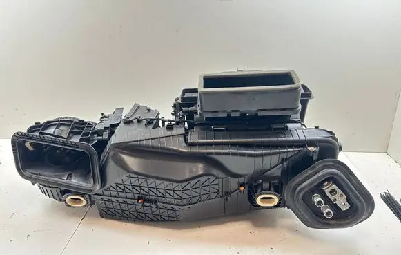 Mercedes-Benz GLC X253 C253 Interior heater climate box assembly A2058308605