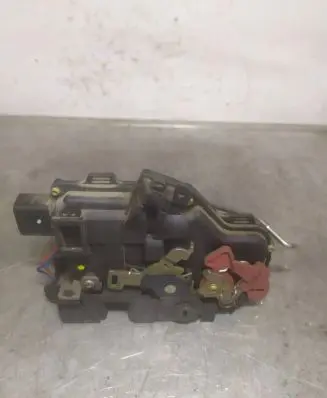 Audi A4 S4 B6 8E 8H Rear door lock 4B0839016D PA66307