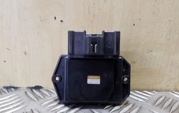 Mitsubishi Pajero Heater blower motor/fan resistor 4993002110