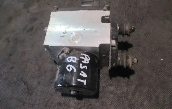 Volkswagen PASSAT B6 ABS Pump 16431601 16431501C 3C0614109C