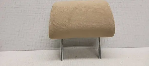 Toyota Avensis T250 Rear seat headrest 