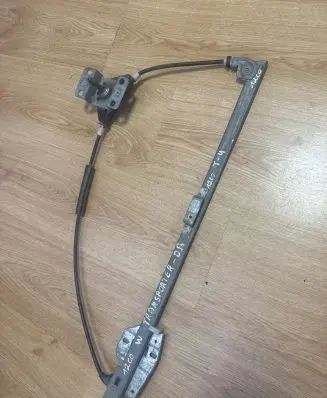 Volkswagen Transporter - Caravelle T4 Front door manual window regulator 