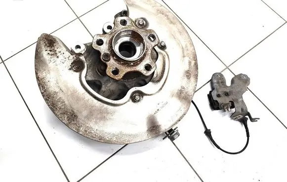 BMW 4 G22 G23 G24 G26 Rear wheel hub 6893273