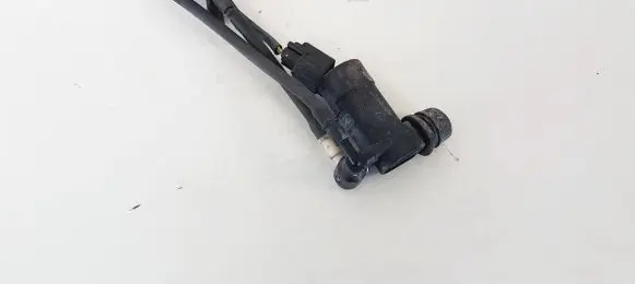 Ford Mondeo Mk III Windscreen/windshield washer pump 1S7117K624F
