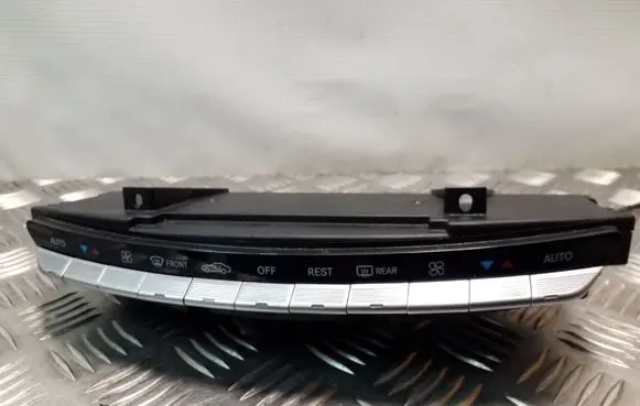 Mercedes-Benz S W221 Climate control unit A2218704958 A2218701158 A2214422623
