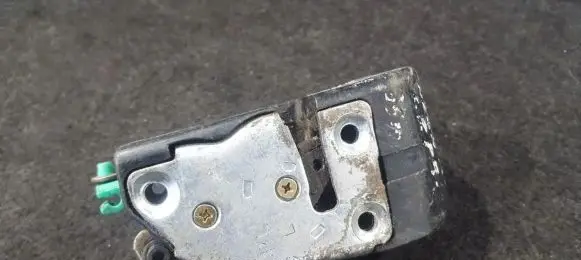 Chrysler Neon I Front door lock