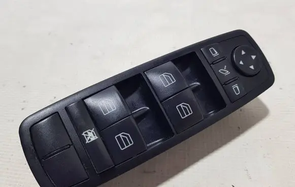 Mercedes-Benz R W251 Quarter vent window switch DA2518300290 A2518300290