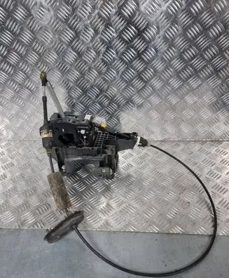 Gear shift cable linkage