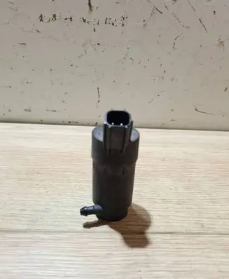 Volvo S80 Windscreen/windshield washer pump