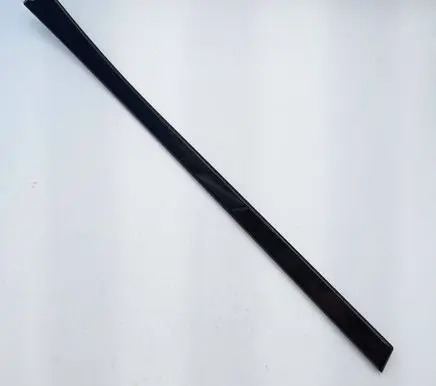 Dashboard glove box trim