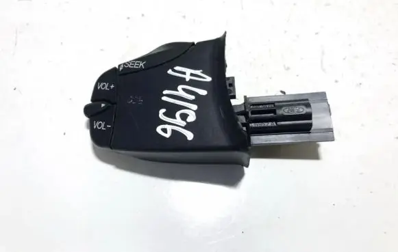 Ford Focus Steering wheel buttons/switches 98ab14k147ac