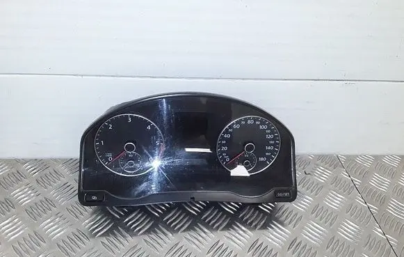 Volkswagen Scirocco Speedometer (instrument cluster) 1k8920973a