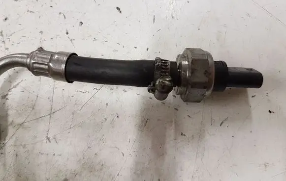 BMW 5 F10 F11 Exhaust gas pressure sensor 8507634