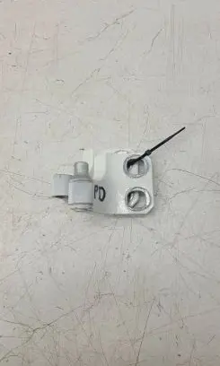 Maserati Ghibli Front door hinge set A048903