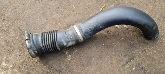 Volvo S60 Intercooler hose/pipe 30714480