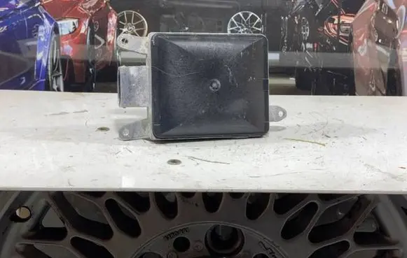 BMW 7 F01 F02 F03 F04 Distronic sensor radar 6795773