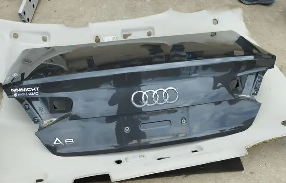 Audi A8 S8 D4 4H Tailgate/trunk/boot lid