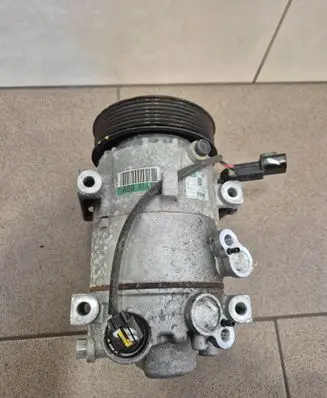 Hyundai i30 Air conditioning (A/C) compressor (pump) F500GDCKA03