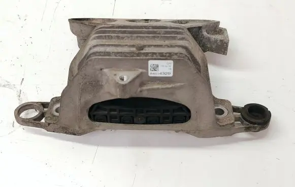 Opel Insignia B Engine mount bracket 84034329