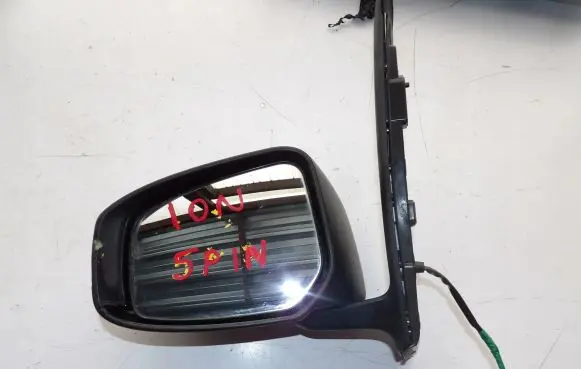 Peugeot iOn Front door electric wing mirror