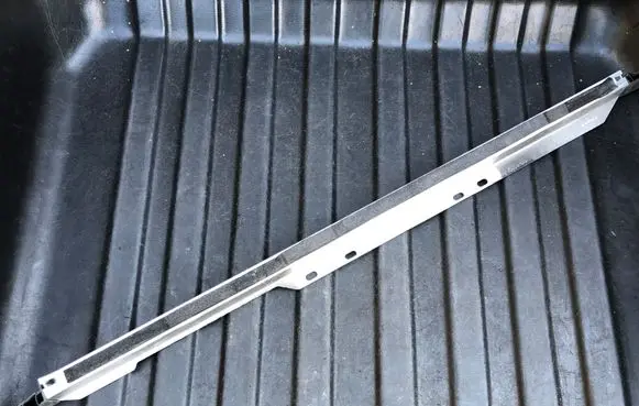 Volvo S90, V90 Radiator support slam panel bracket 31420046 P31420046