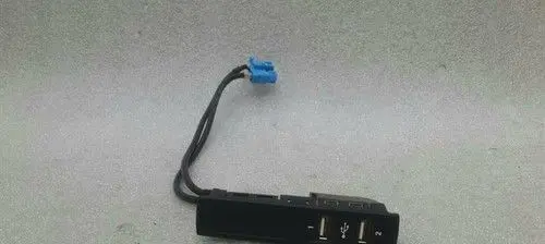 Mercedes-Benz S C217 USB socket connector A2228200915